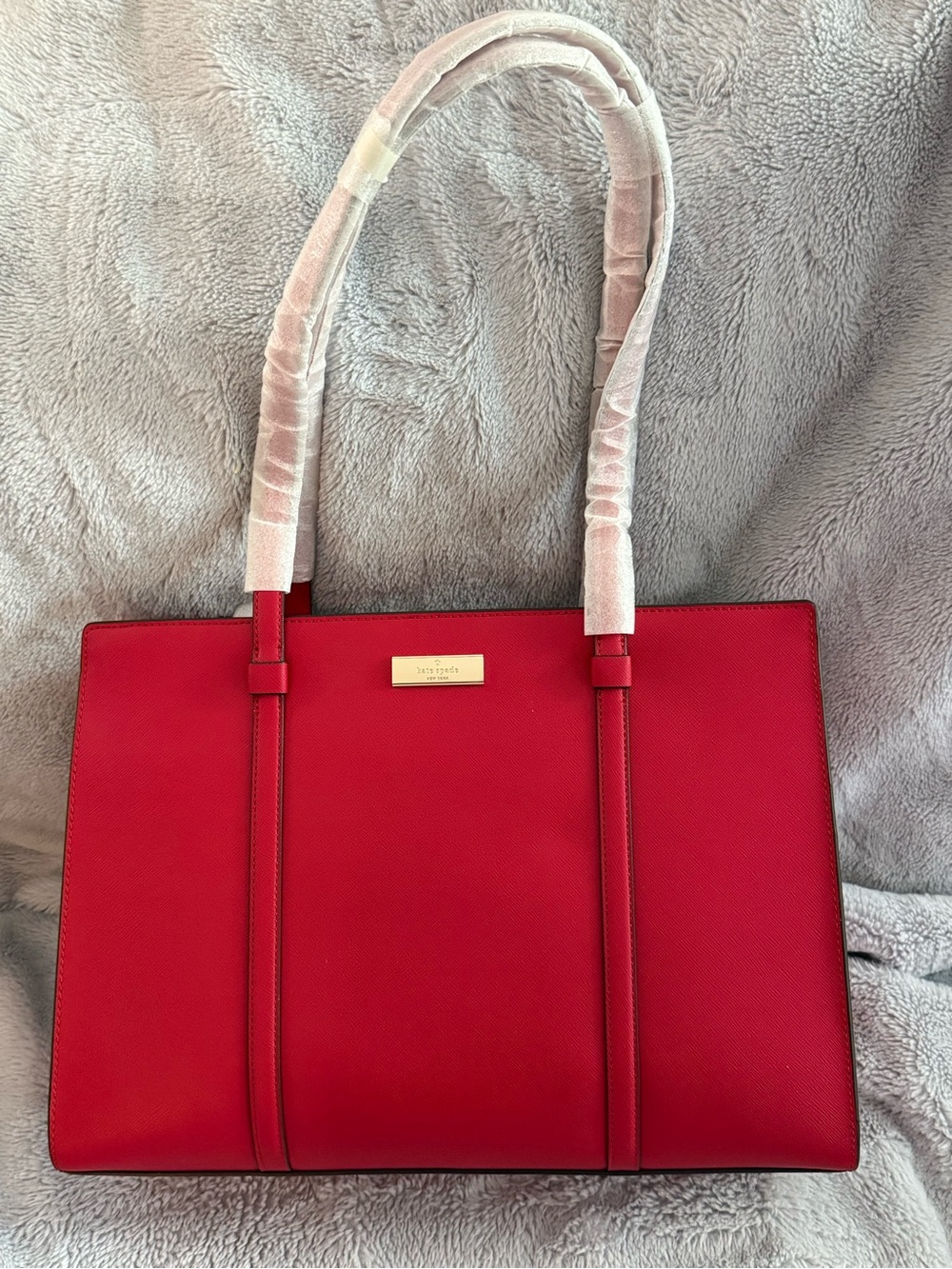NEW NWT KATE Spade Kenzie Red Limited Edition Zip Top Tote